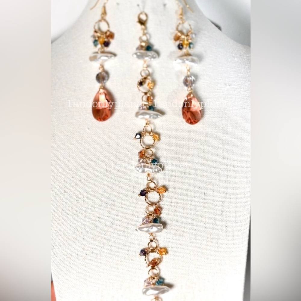 Set of Multicolor Pearl Gold Drop Statement Earring & Bracelet Elegant & Unique